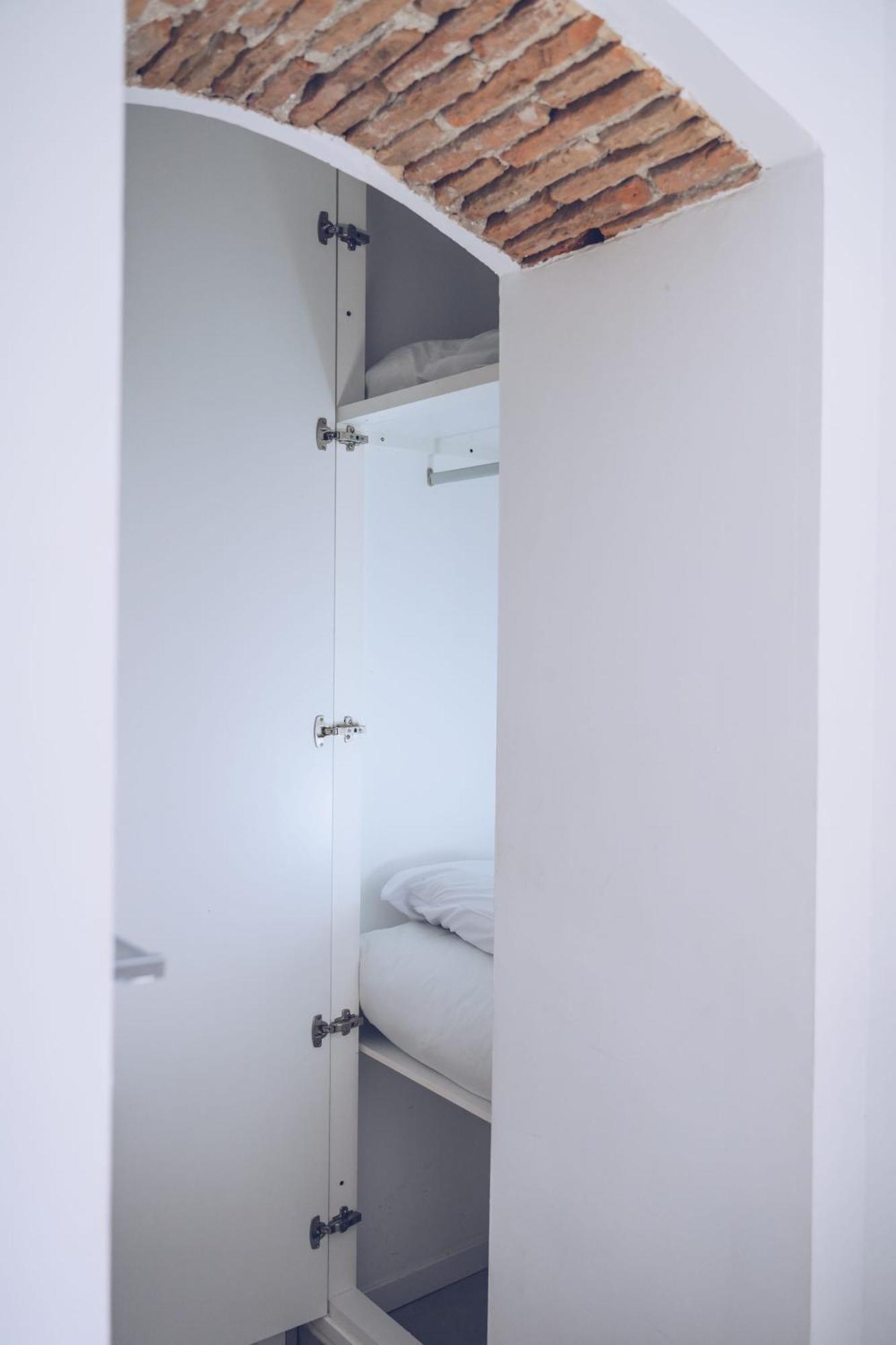 ジブラルタル2Br In The Zoko Contemporary And Convenientアパートメント エクステリア 写真