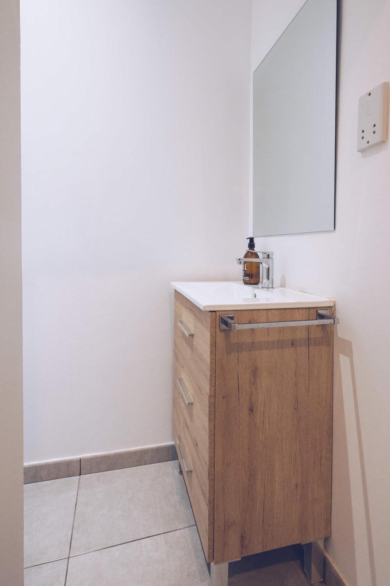 ジブラルタル2Br In The Zoko Contemporary And Convenientアパートメント エクステリア 写真